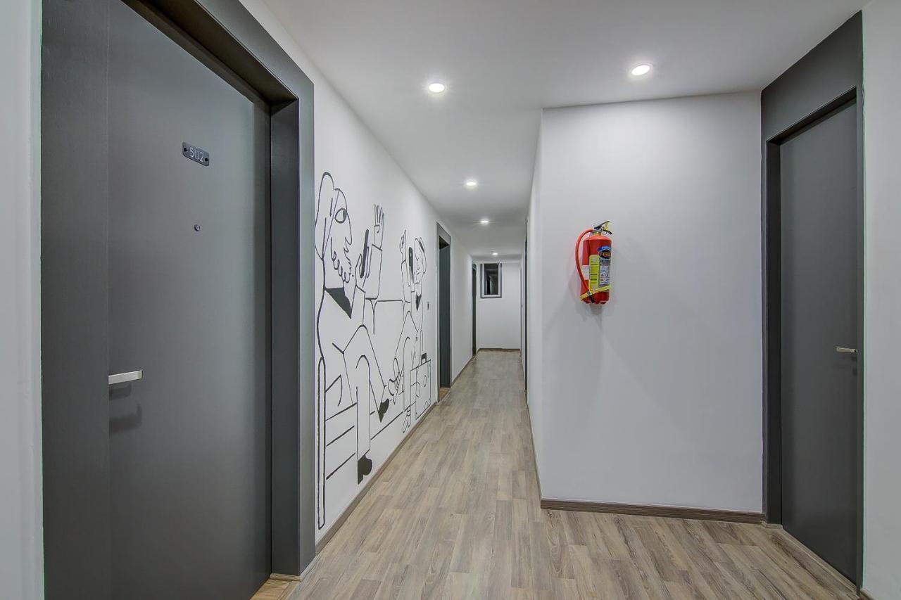 Super Townhouse Global Village Tech Park Near Kengeri Bus Terminal Metro Station Bangalore Eksteriør bilde