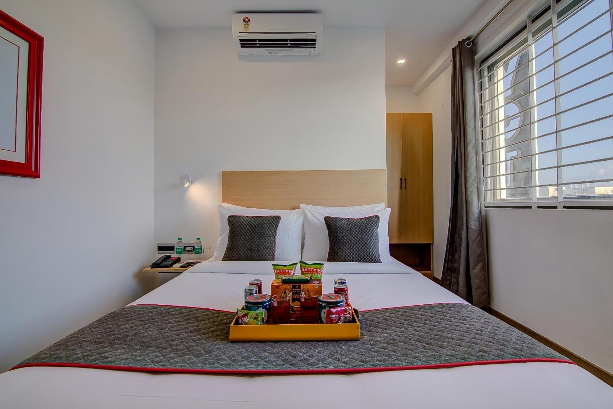 Super Townhouse Global Village Tech Park Near Kengeri Bus Terminal Metro Station Bangalore Eksteriør bilde