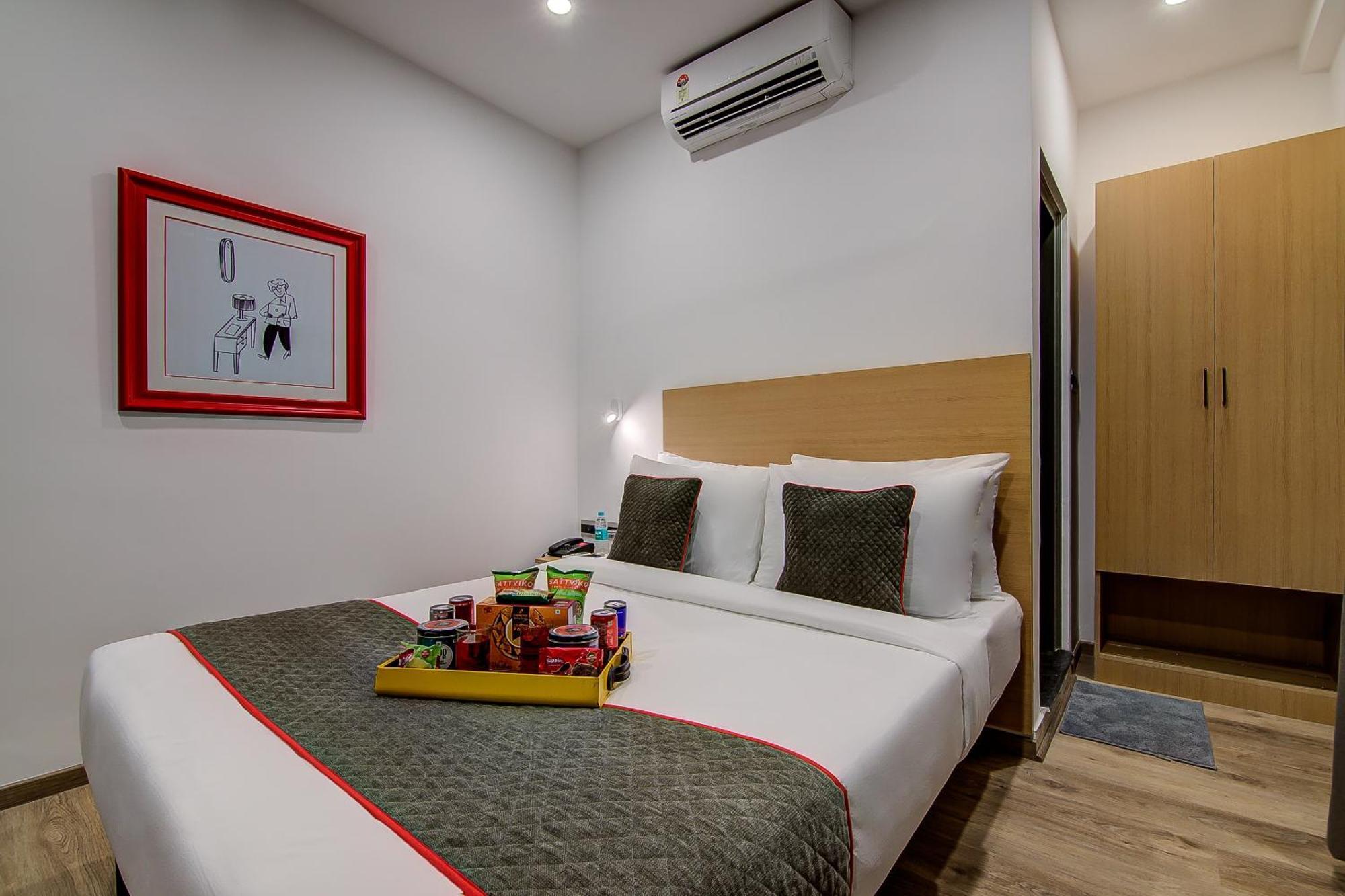 Super Townhouse Global Village Tech Park Near Kengeri Bus Terminal Metro Station Bangalore Eksteriør bilde