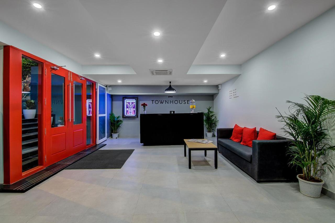 Super Townhouse Global Village Tech Park Near Kengeri Bus Terminal Metro Station Bangalore Eksteriør bilde